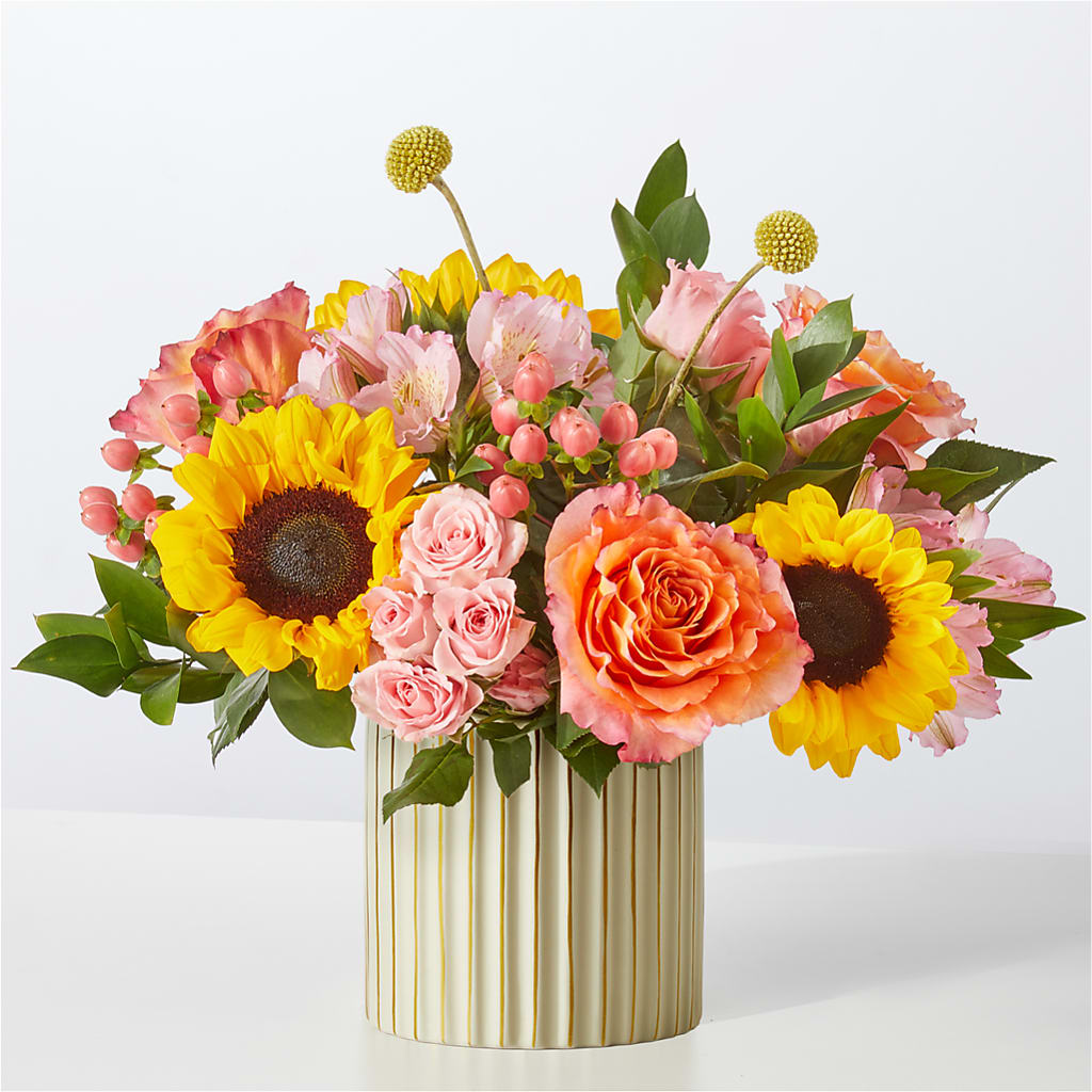 Sun's Out Bouquet – FUJI'S ALADDIN FLOWERS, National City CA