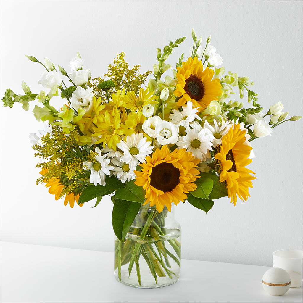 Hello Sunshine Bouquet – FUJI'S ALADDIN FLOWERS, National City CA