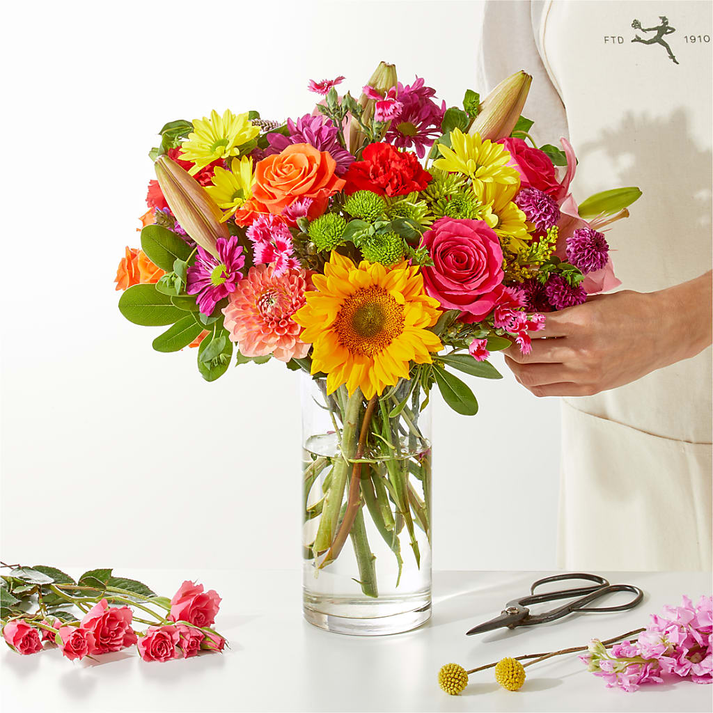 Cue the Confetti - A Florist Original – FUJI'S ALADDIN FLOWERS, National City CA