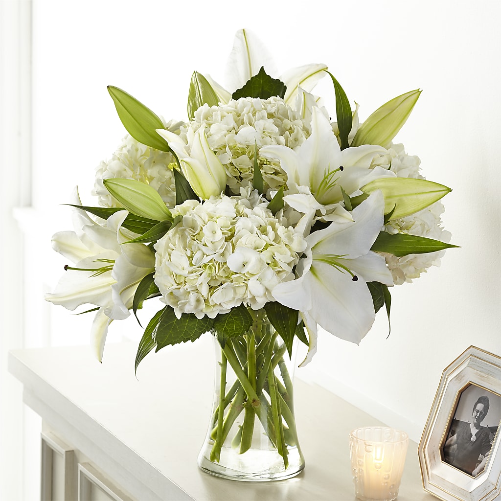 Compassionate Lily Bouquet – FUJI'S ALADDIN FLOWERS, National City CA