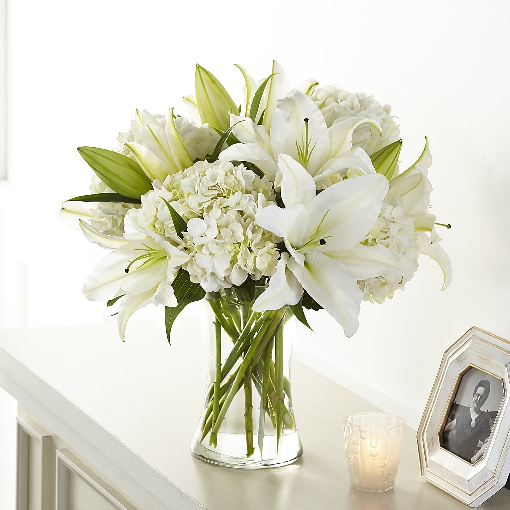 Compassionate Lily Bouquet – FUJI'S ALADDIN FLOWERS, National City CA