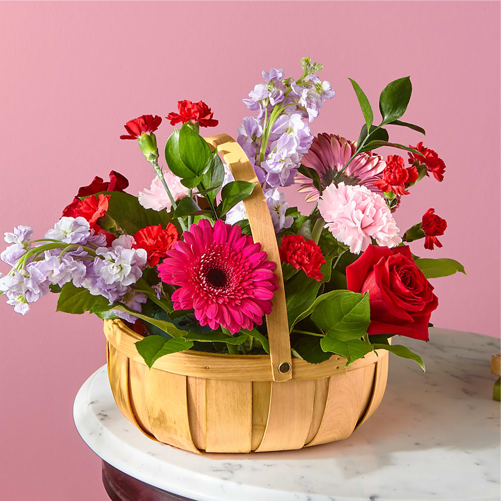 Pink Picnic Basket – FUJI'S ALADDIN FLOWERS, National City CA