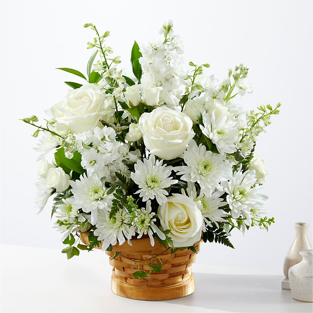 Heartfelt Condolences Arrangement – FUJI'S ALADDIN FLOWERS, National City CA