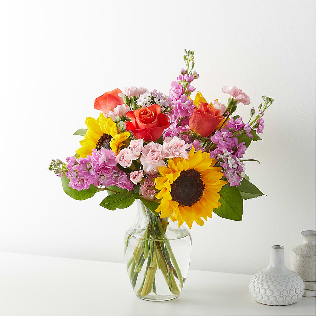 Yellow Brick Road Bouquet – FUJI'S ALADDIN FLOWERS, National City CA