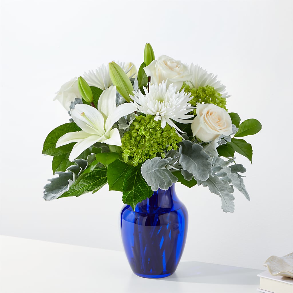 Snowy Dreams Bouquet – FUJI'S ALADDIN FLOWERS, National City CA