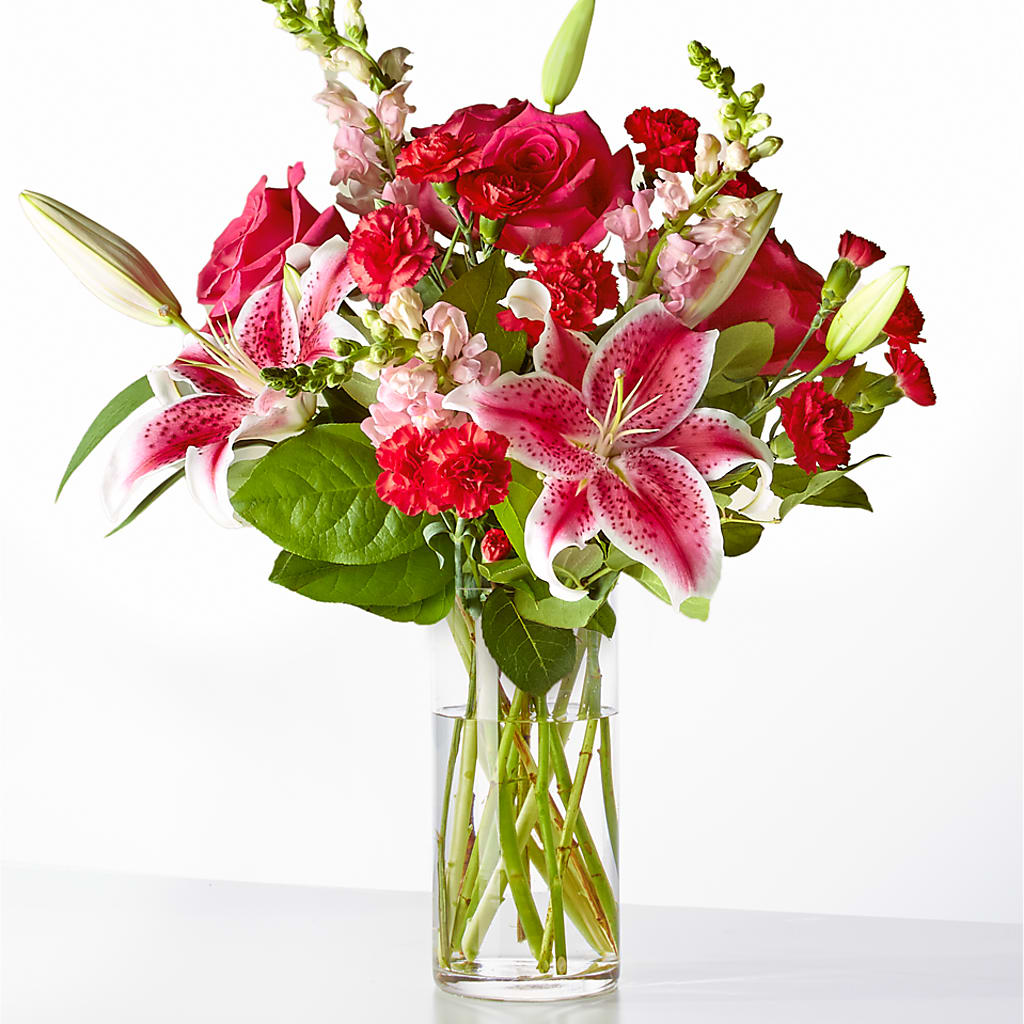 Love at First Sight Bouquet – FUJI'S ALADDIN FLOWERS, National City CA