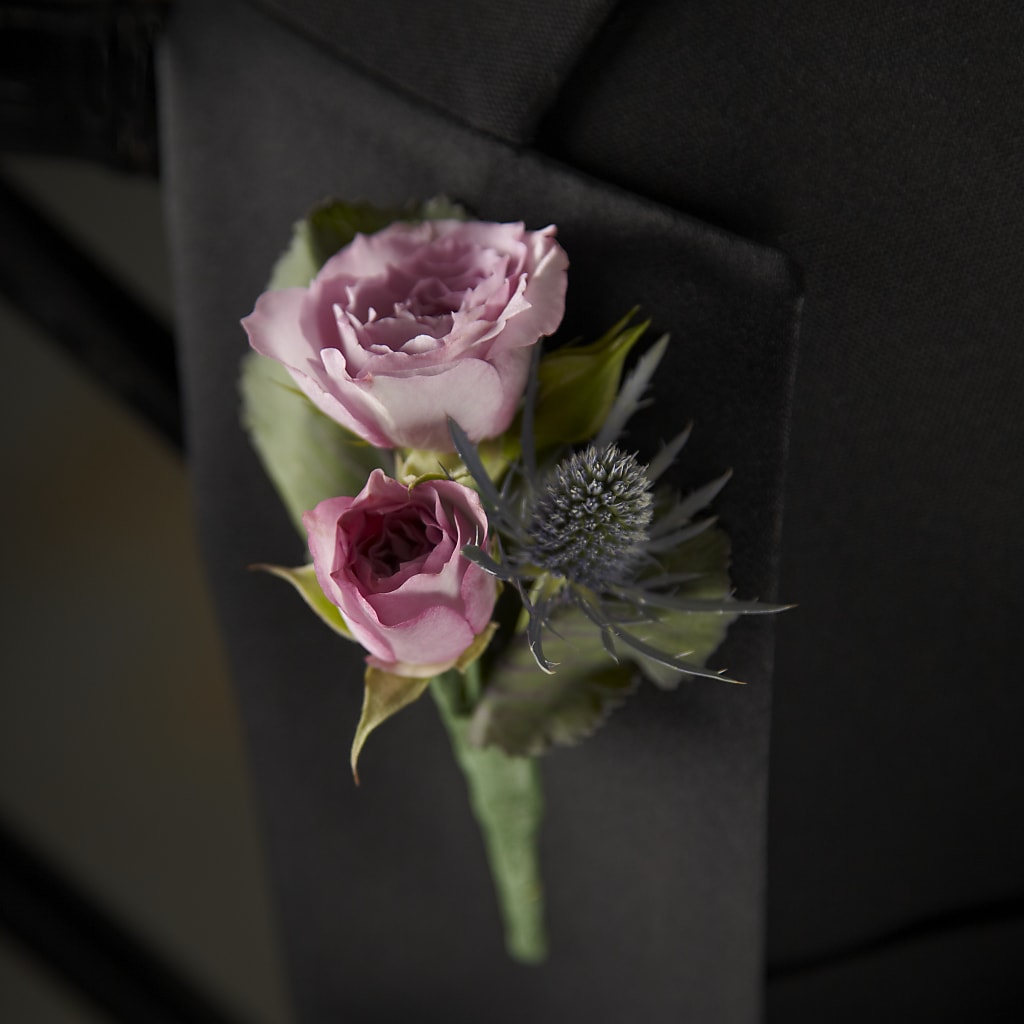 Veronica Boutonniere – FUJI'S ALADDIN FLOWERS, National City CA