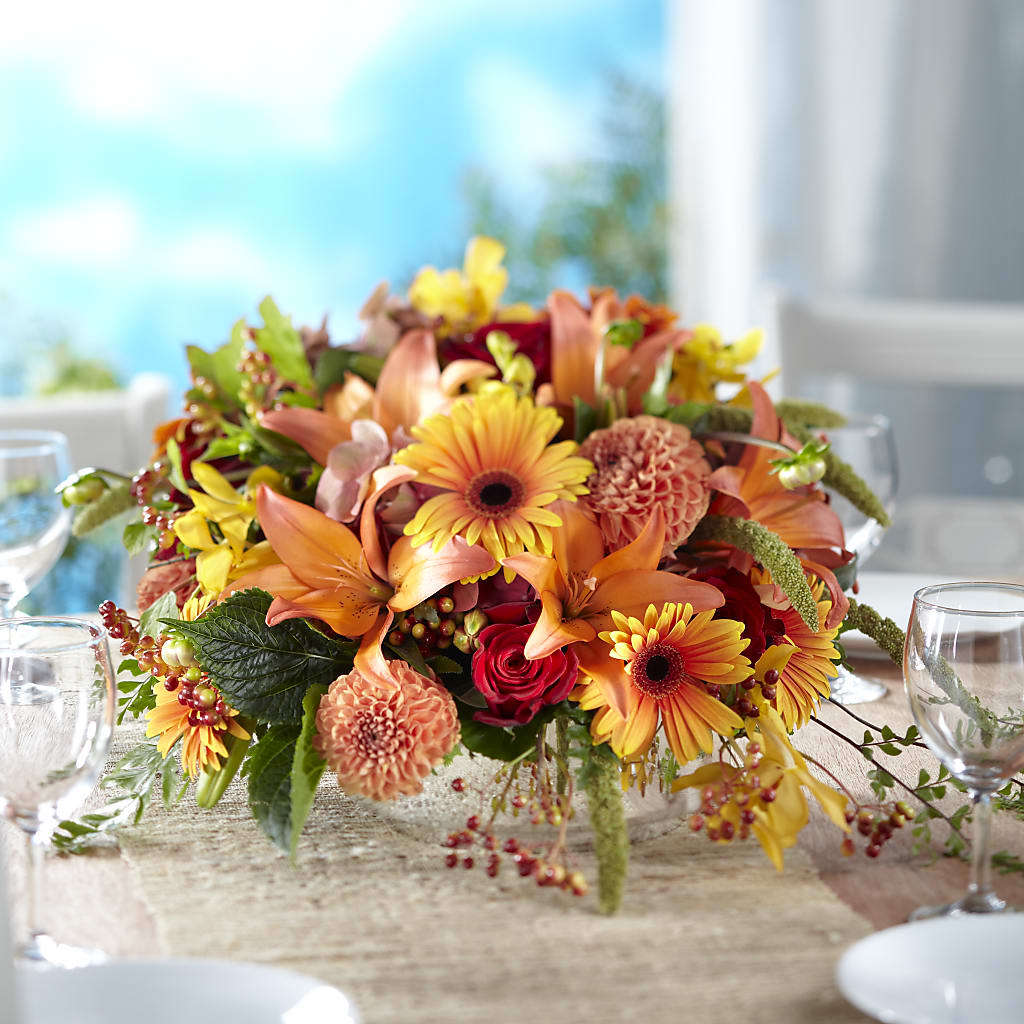 One and Only Centerpiece – FUJI'S ALADDIN FLOWERS, National City CA