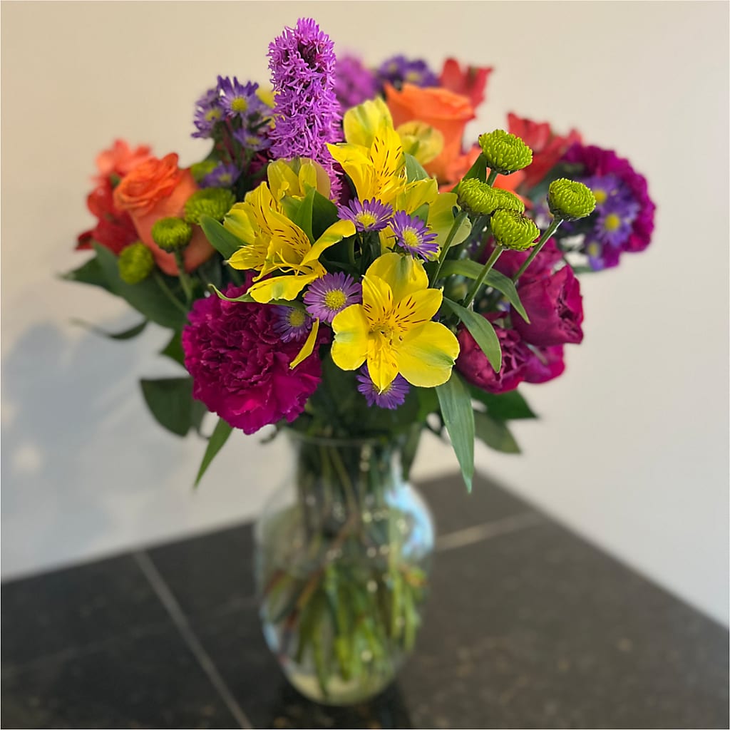 Bold & Bright – A Florist Original – FUJI'S ALADDIN FLOWERS, National City CA