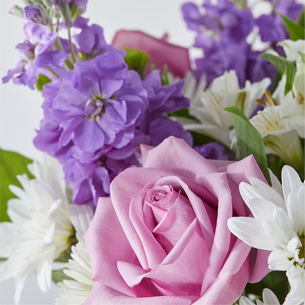 Garden of Peace Bouquet – FUJI'S ALADDIN FLOWERS, National City CA