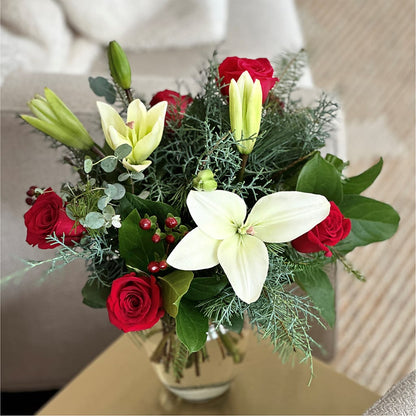 Glittering Lights Bouquet – FUJI'S ALADDIN FLOWERS, National City CA