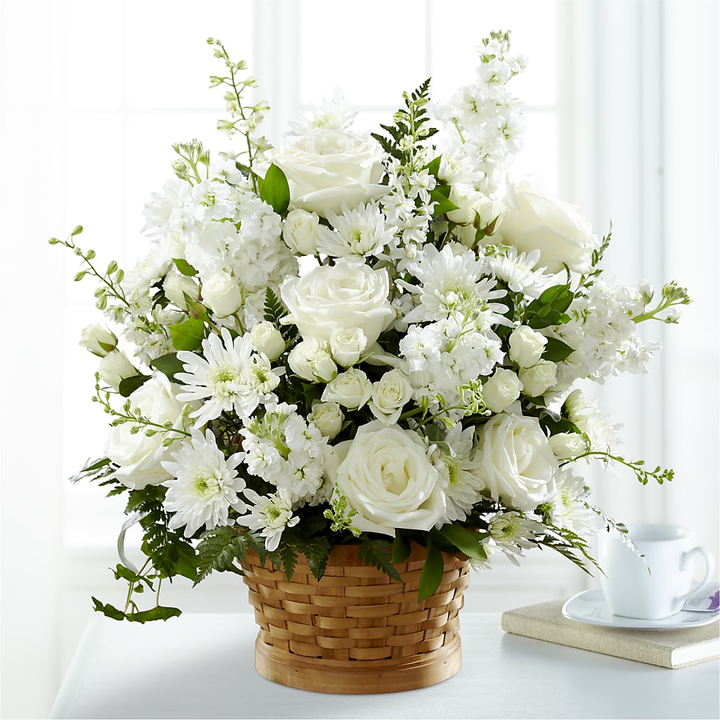 Heartfelt Condolences Arrangement – FUJI'S ALADDIN FLOWERS, National City CA