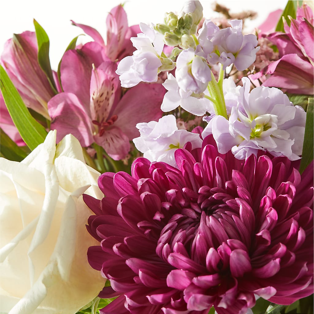 Amethyst Dreams Bouquet – FUJI'S ALADDIN FLOWERS, National City CA