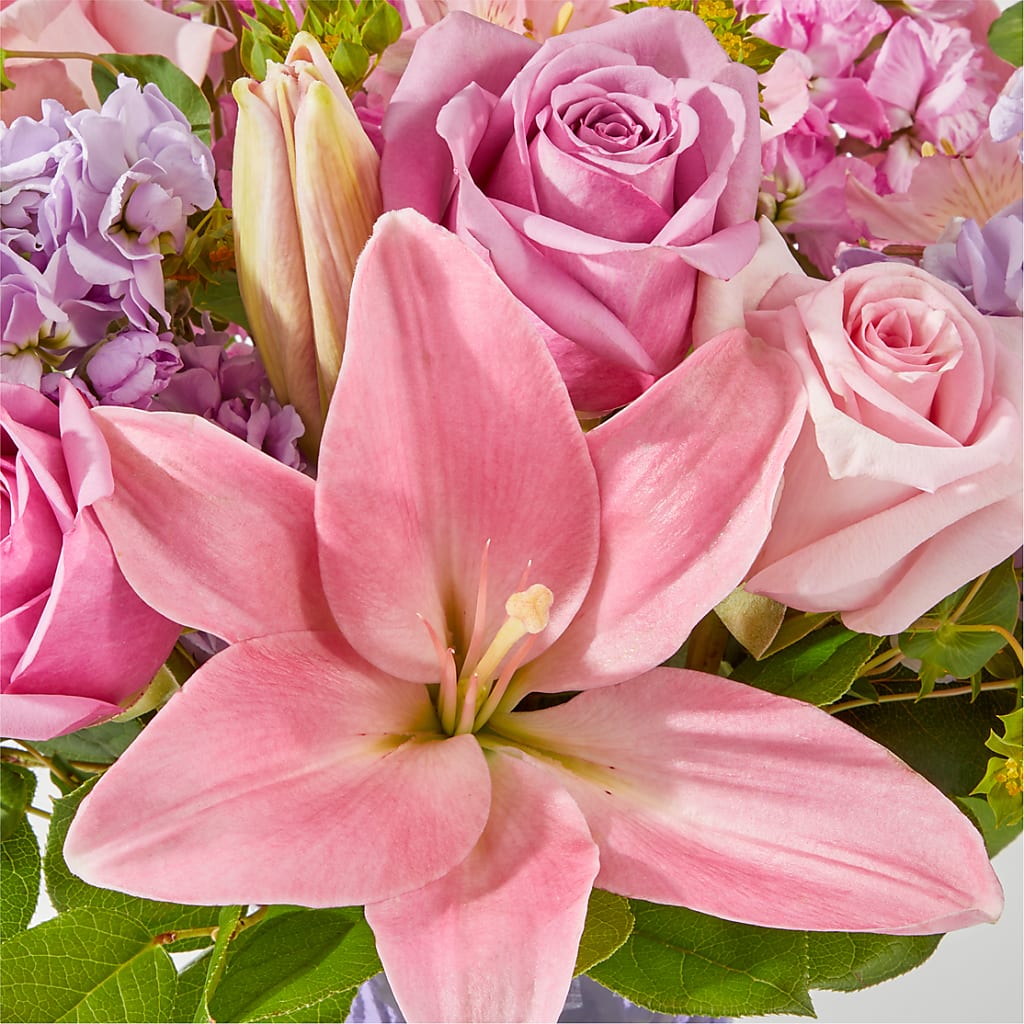 The Crown Jewel Bouquet – FUJI'S ALADDIN FLOWERS, National City CA