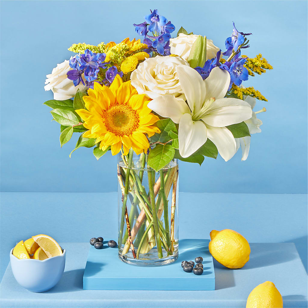Stargazing Bouquet – FUJI'S ALADDIN FLOWERS, National City CA