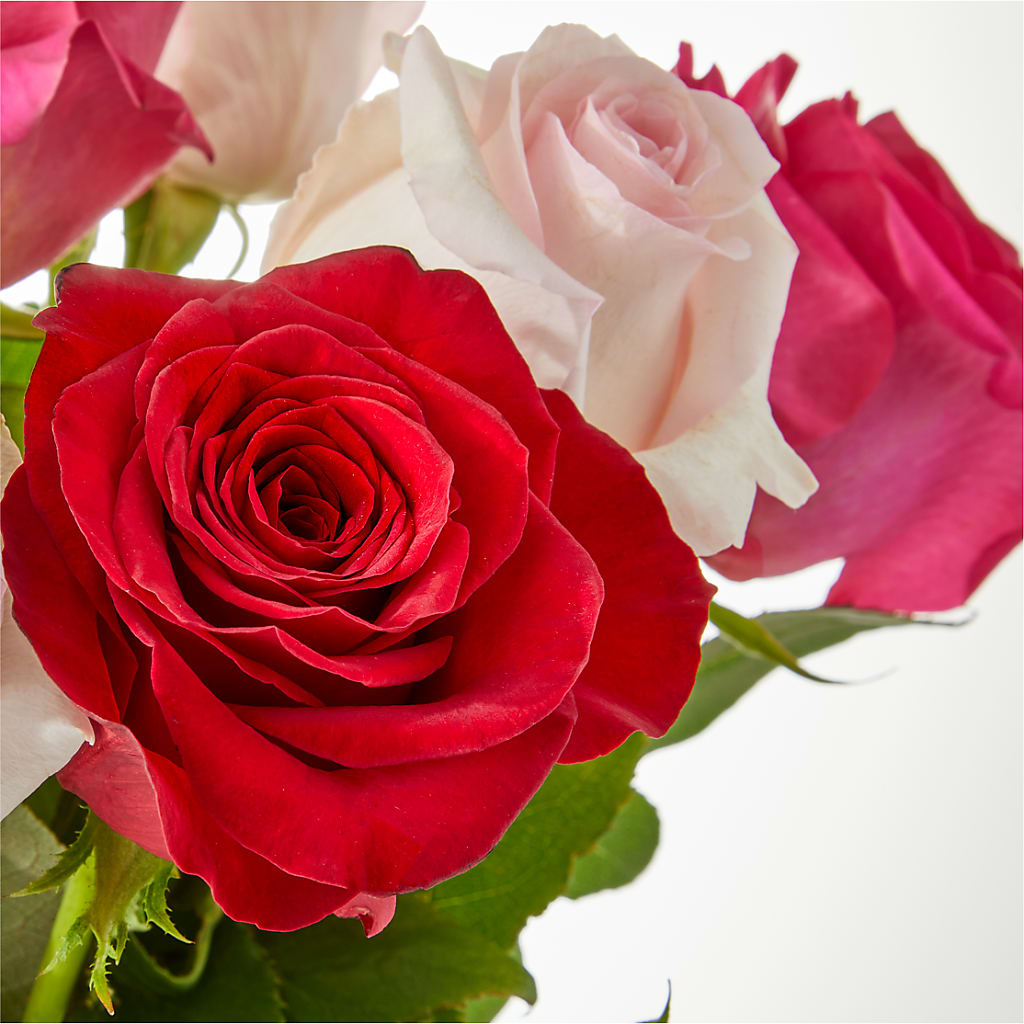 Charming Rose Bouquet – FUJI'S ALADDIN FLOWERS, National City CA