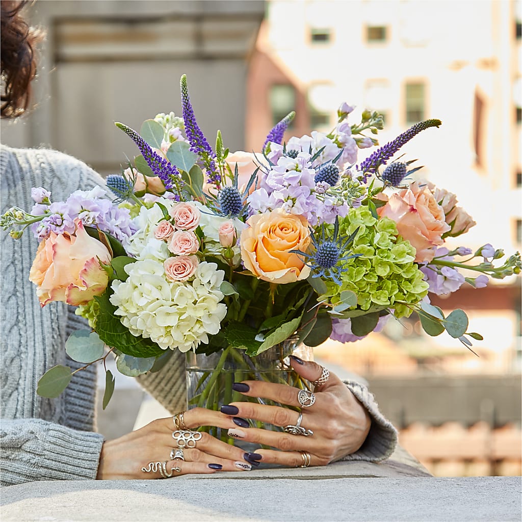 Porch Swing Bouquet – FUJI'S ALADDIN FLOWERS, National City CA