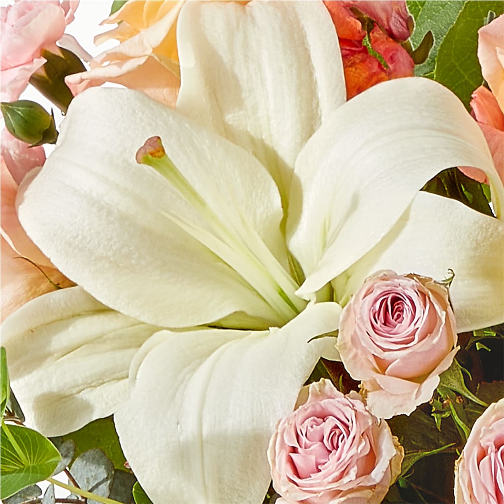 Grapefruit Splash Bouquet – FUJI'S ALADDIN FLOWERS, National City CA