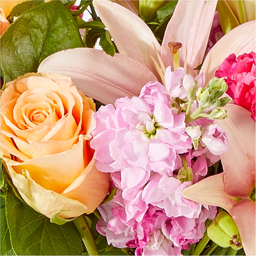 Bisous Bouquet – FUJI'S ALADDIN FLOWERS, National City CA