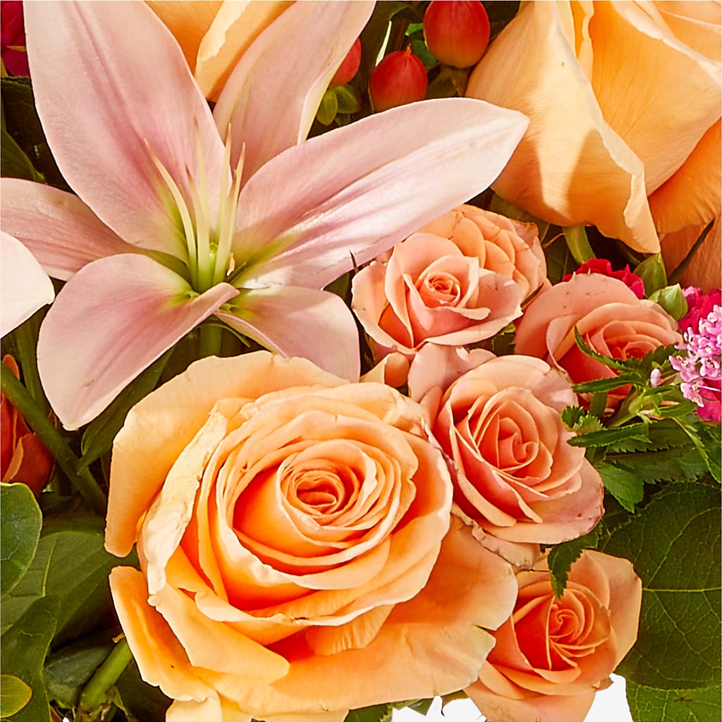 Bisous Bouquet – FUJI'S ALADDIN FLOWERS, National City CA