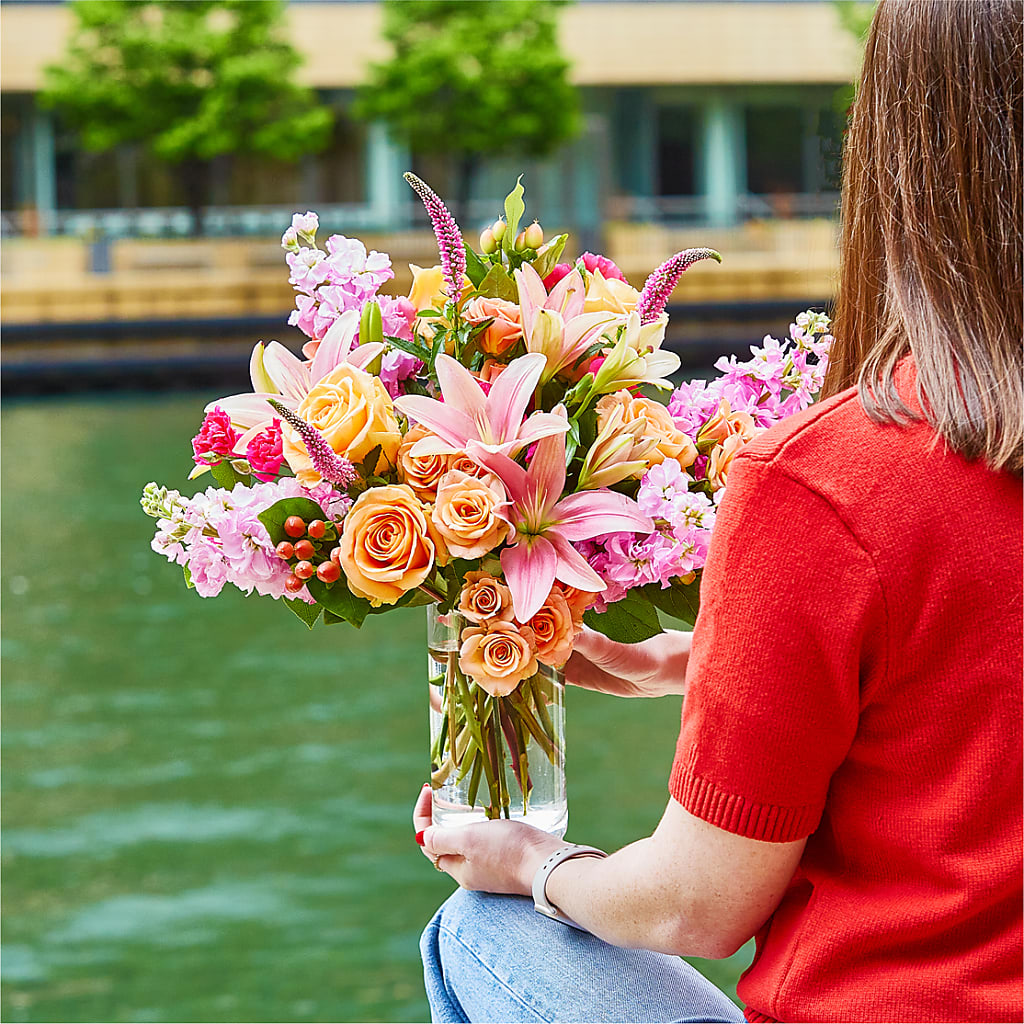 Bisous Bouquet – FUJI'S ALADDIN FLOWERS, National City CA