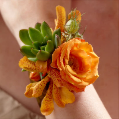 Irresistible Love Wrist Corsage – FUJI'S ALADDIN FLOWERS, National City CA