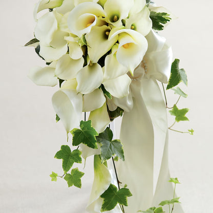 White Chapel Bouquet – FUJI'S ALADDIN FLOWERS, National City CA